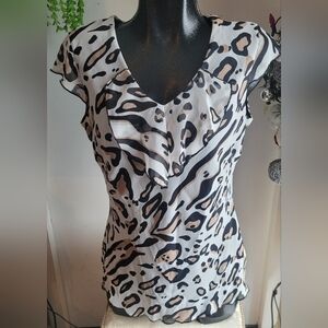 Victoria Collection Leopard Print Short Sleeve Ruffled Top S
